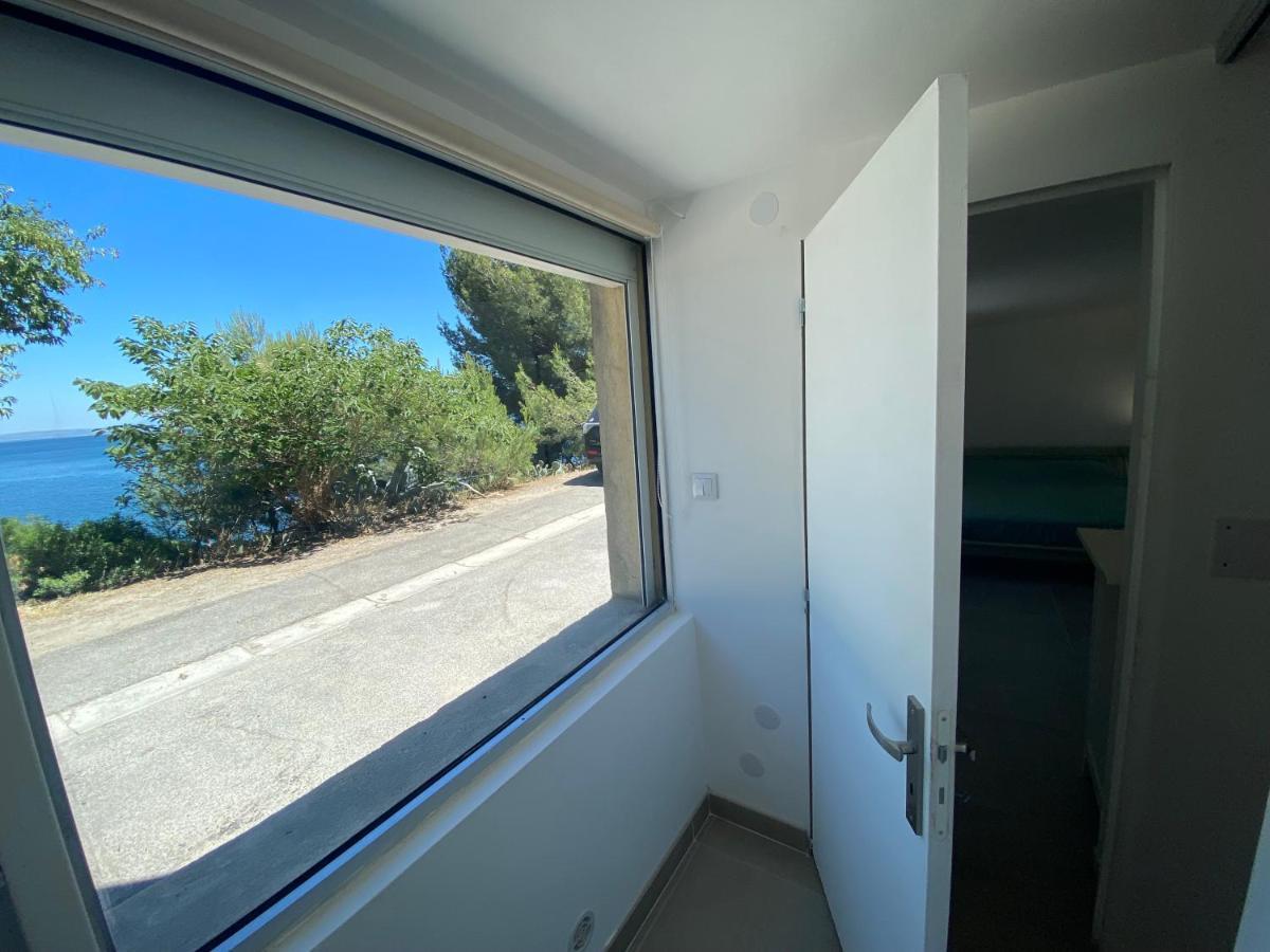 T3 Les Pieds Dans L'Eau Apartment Istres Exterior photo
